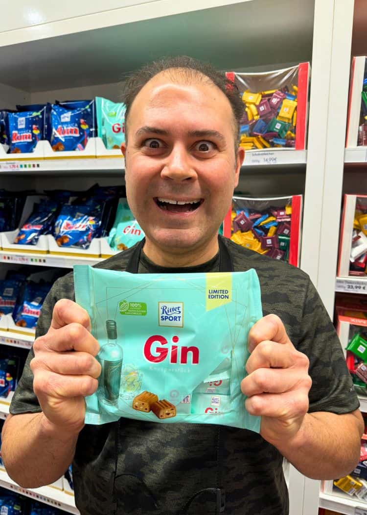 Hubby discovering gin Ritter Sport