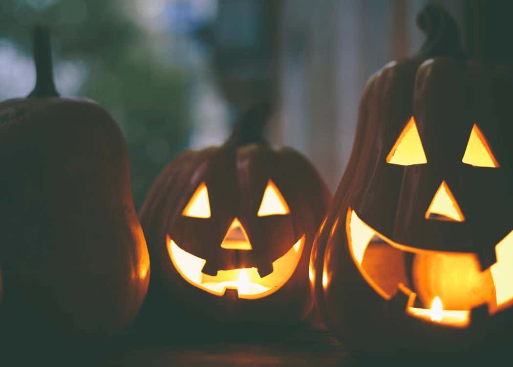 Ludwigsburg Pumpkin Festival - Pumpkins lit up at night
