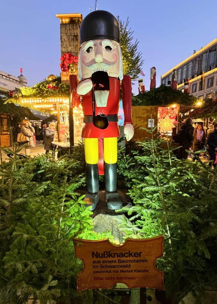 Stuttgart Christmas Market - Giant Nutcracker in Marktplatz