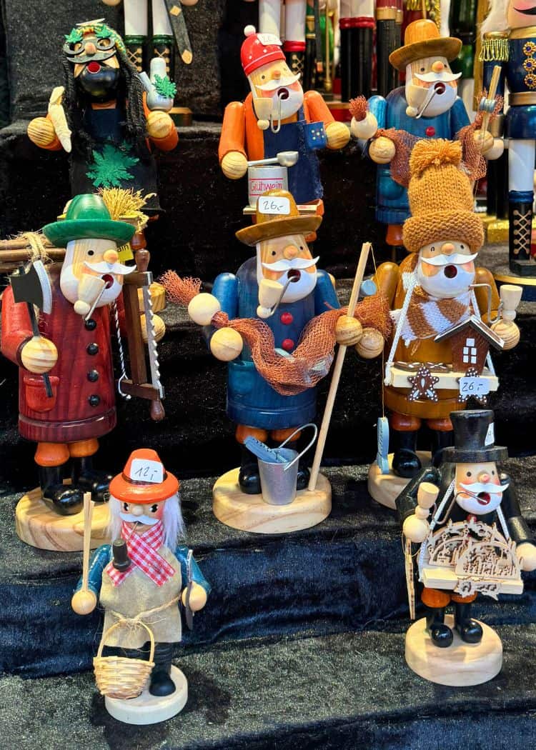 German Christmas Market Souvenirs - Raฬuchermaฬnnchen