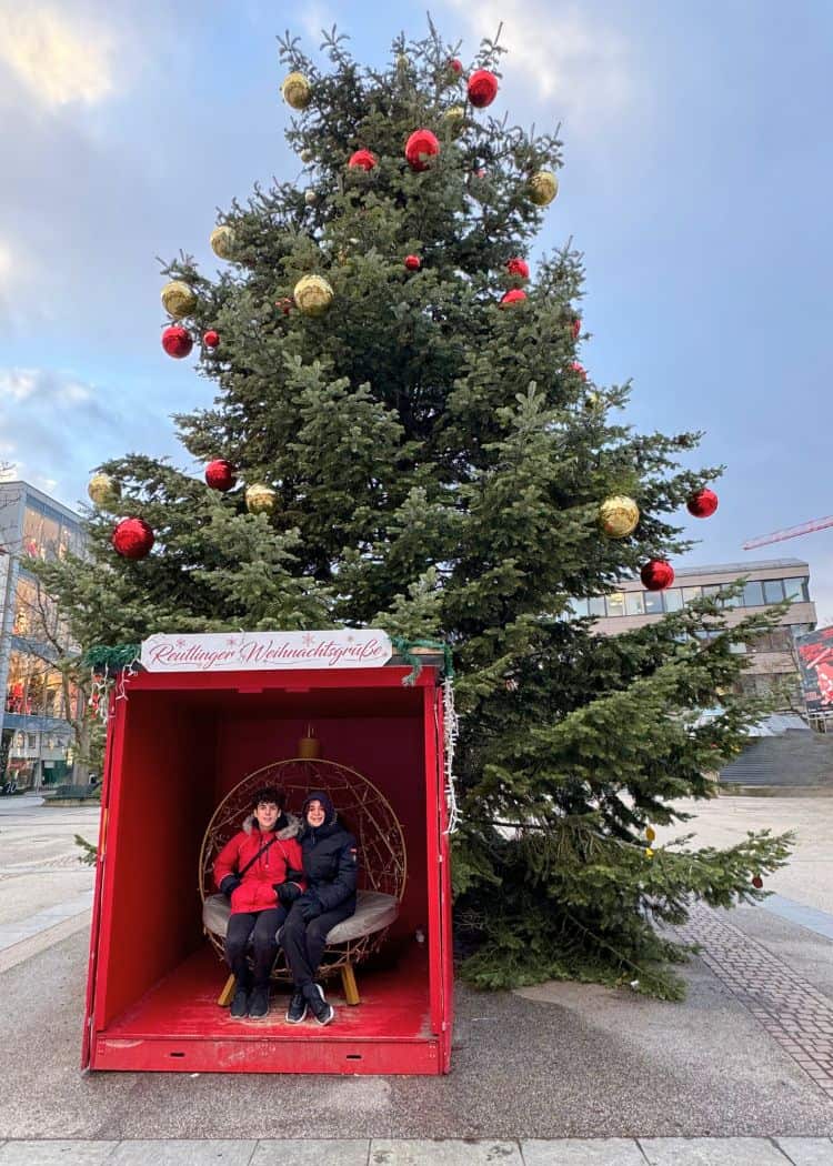 Reutlingen Christmas Market - Christmas Tree with kids