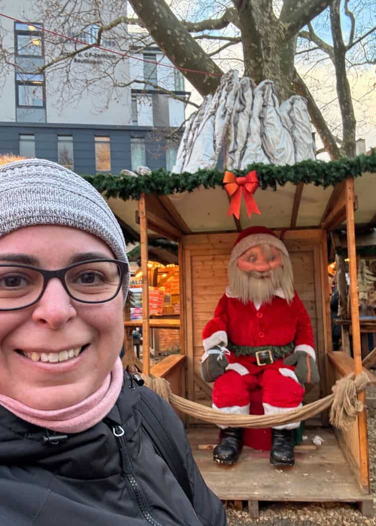 Reutlingen Christmas Market - Me with animatronic Santa