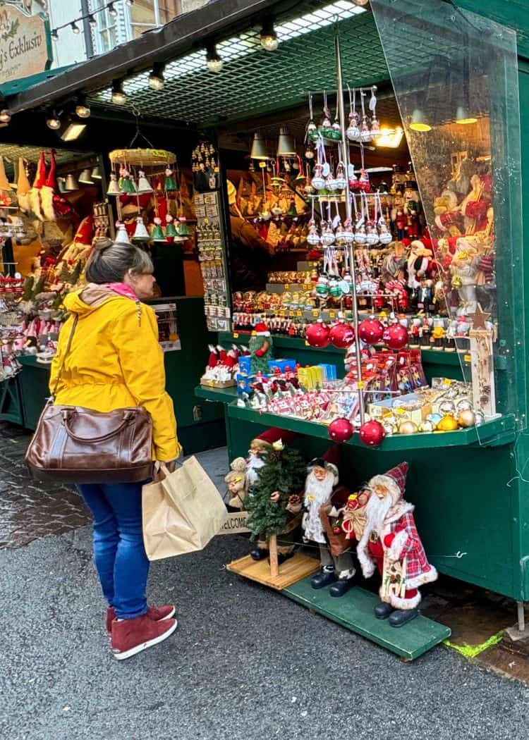 Innsbruck Christmas Markets - Stall selling ornaments