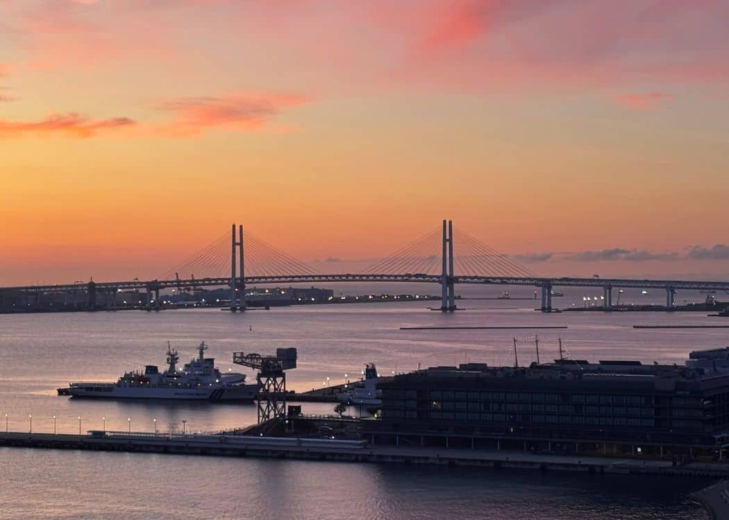 Sunrise in Yokohama - Yokohama Bay Bridge