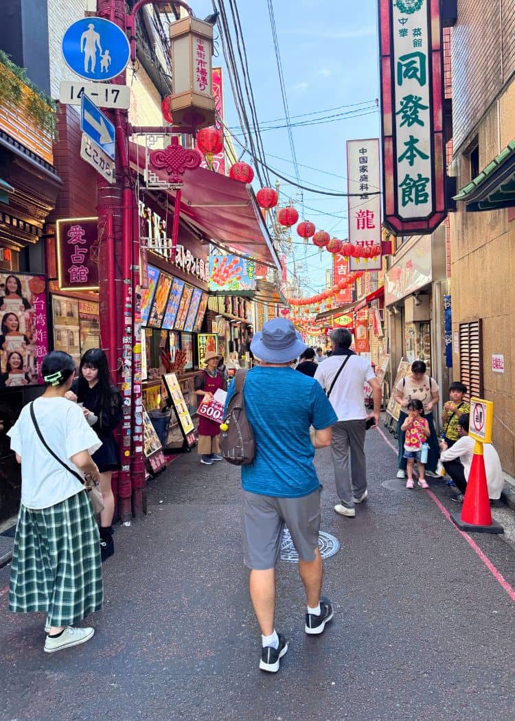 Yokohama - John walking through Chinatown alley